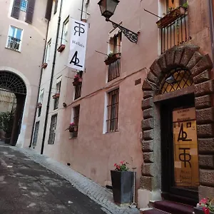 Relais Palazzo Taverna Pensión