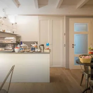 *** Bed and breakfast Accademia 21 Italia